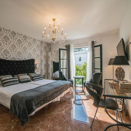 Rey Don Pedro Luxury Home セビリア エクステリア 写真