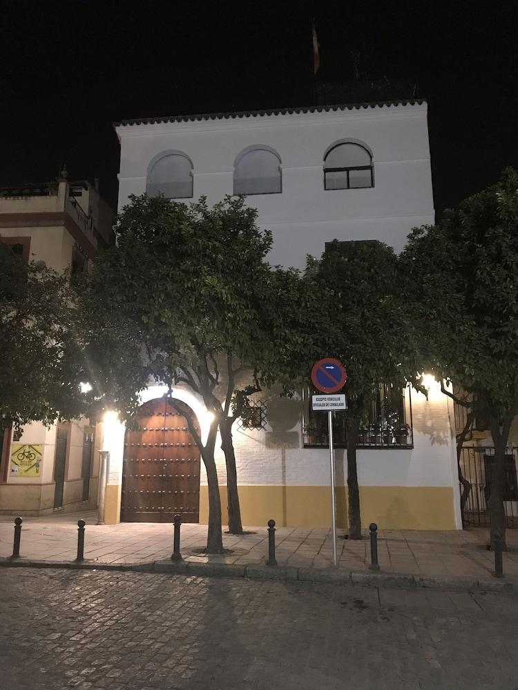 Rey Don Pedro Luxury Home セビリア エクステリア 写真