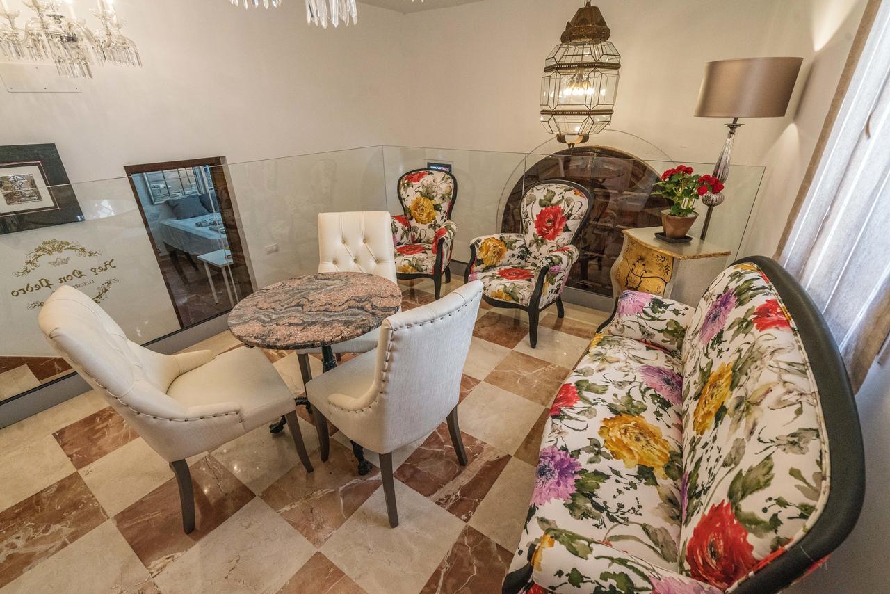 Rey Don Pedro Luxury Home セビリア エクステリア 写真
